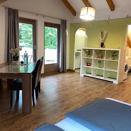 Apartment Charmante, Ruhige In