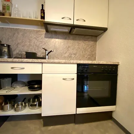 Apartment Charmante, Ruhige In *