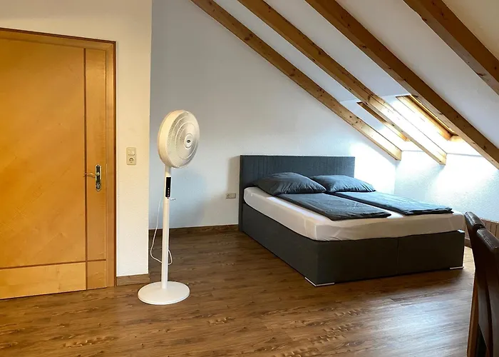 Charmante, Ruhige In Apartmán Innsbruck